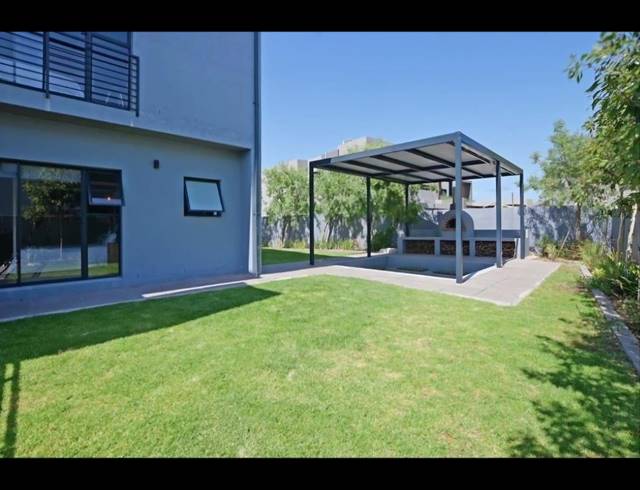 4 BEDROOM FREESTANDING FOR SALE IN SAGEWOOD